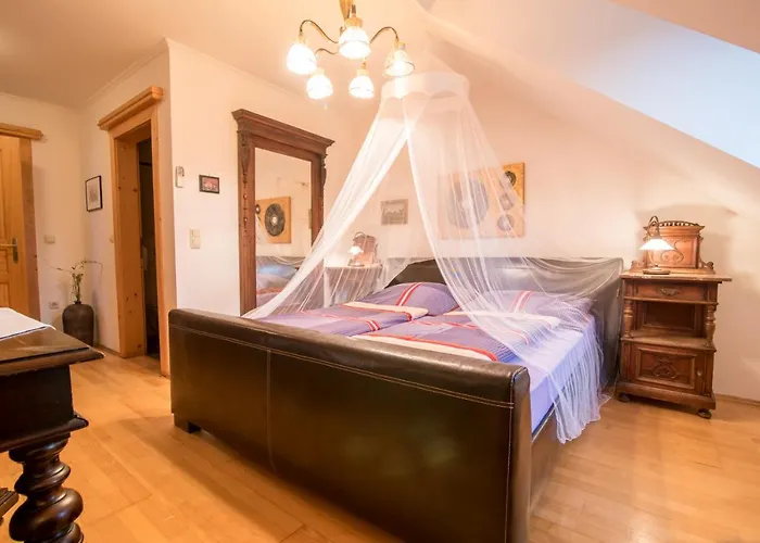 Weingut Burger Konukevi